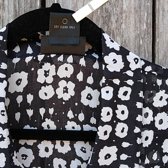 Sigrid Olsen Floral Blouse 16 - Picture 5 of 13